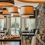 The Manor House Celeiros 3* سابروسا