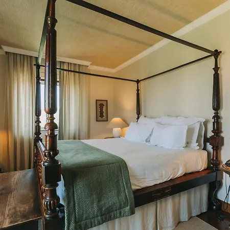 The Manor House Celeiros Hotel Sabrosa
