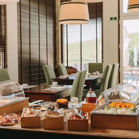 The Manor House Celeiros 3*